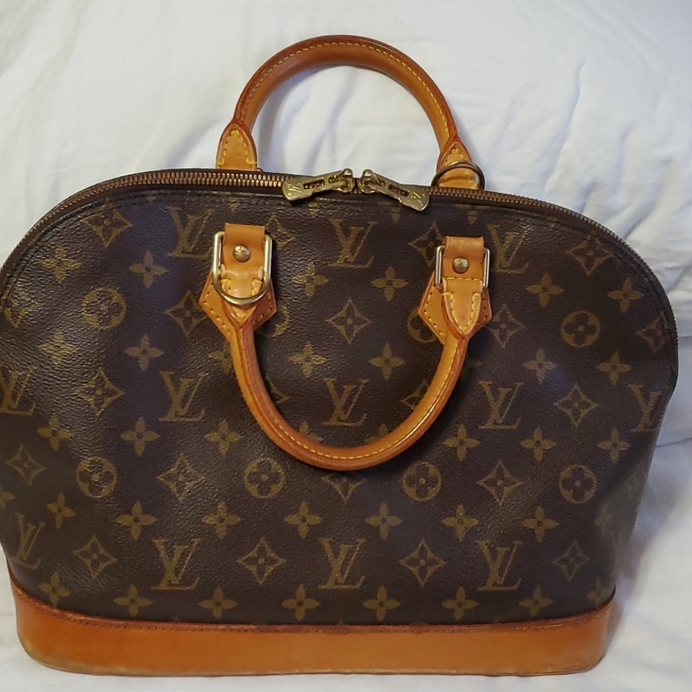 Louis Vuitton Purse Alma